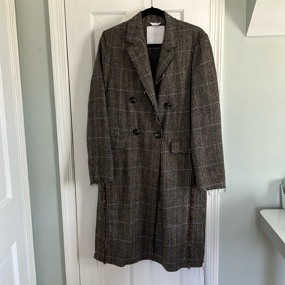 Søsken Studios - Distressed Trench Size Medium